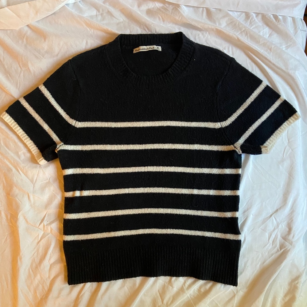 Abercrombie & Fitch Sweater Crew Tee